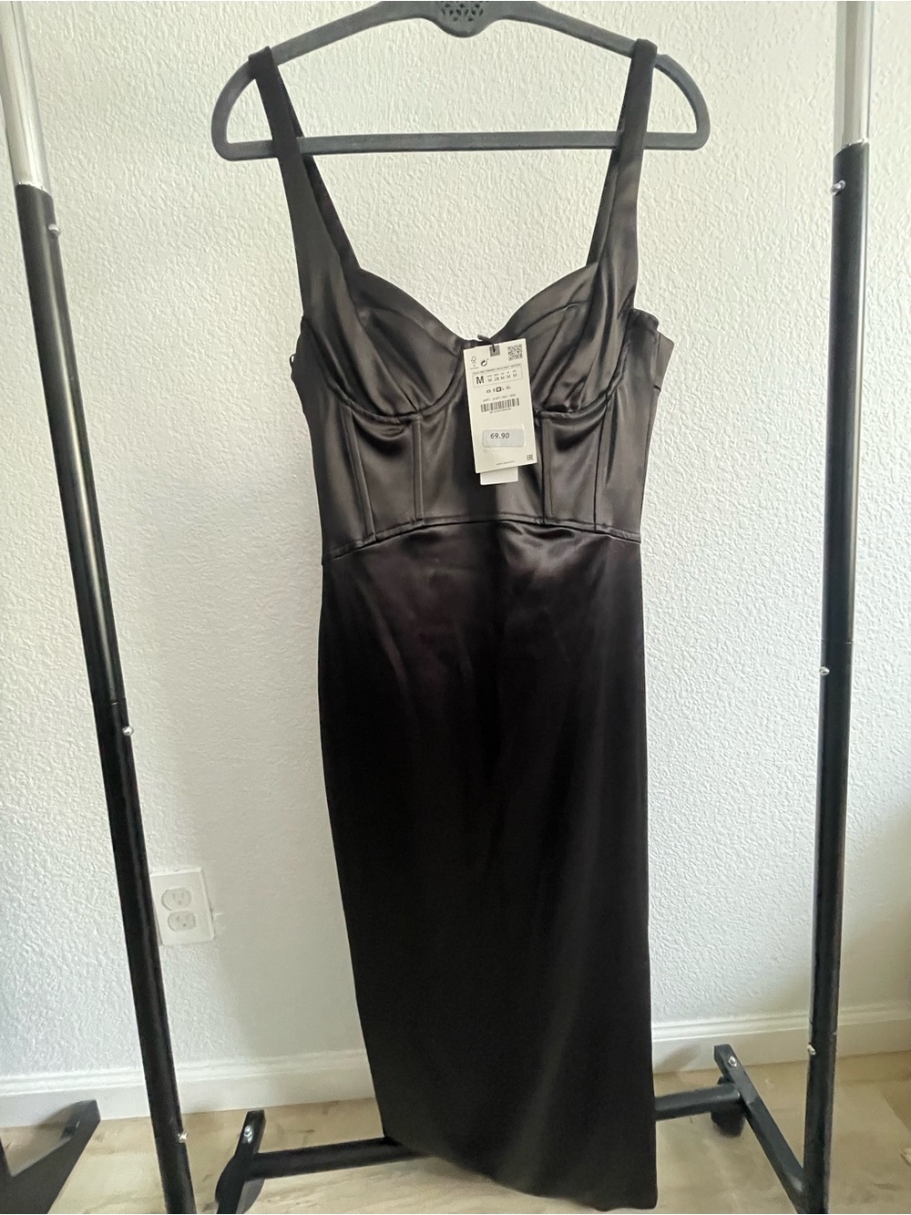 Zara Black Satin Midi Dress with Sweetheart Bust